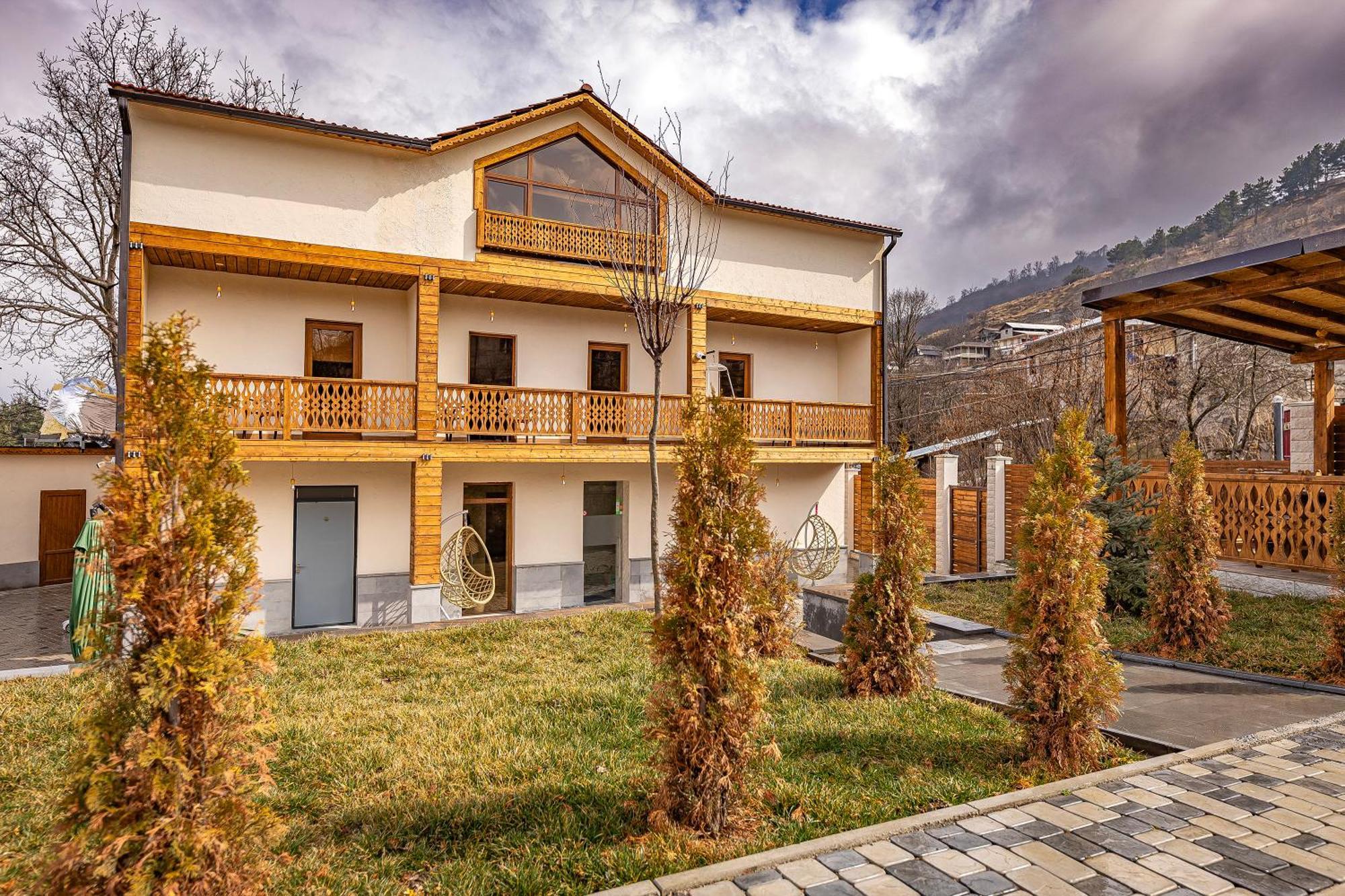 Taniqinn Dilijan Hotel Exteriér fotografie